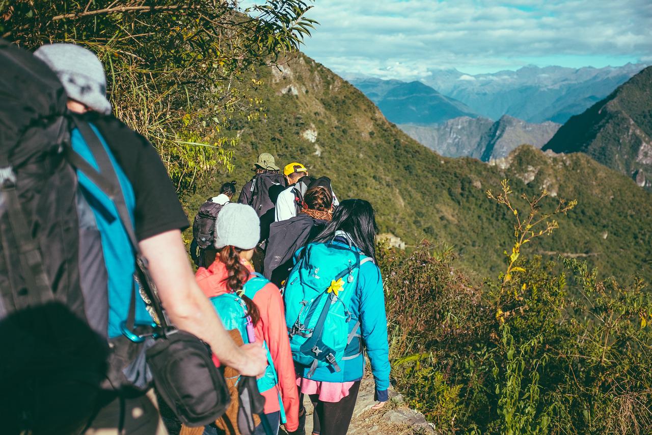 8 Great Reasons Why You Should Join a Hiking Group